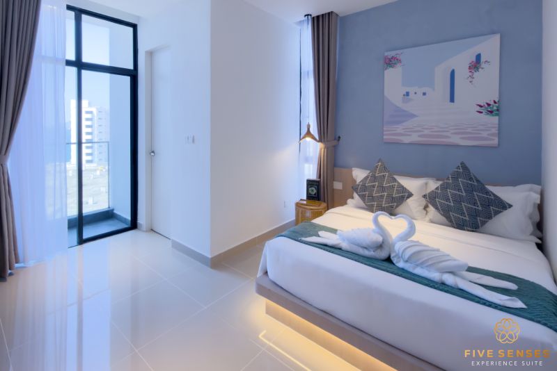 The Shore room photo